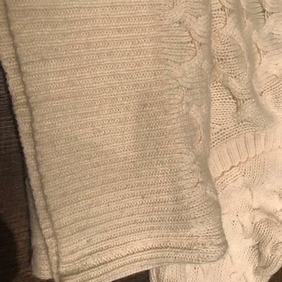 J Crew Cream Cable Knit Sweater - Picture 3 of 3